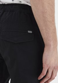 Solid SDSINAN SLIMFIT - Pantalon classique - black