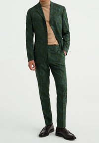 WE Fashion Kostymbyxor - green