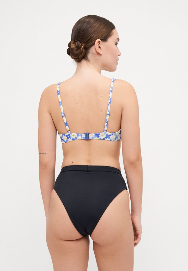 ARTSY TILE U BRALETTE - Bikini top2