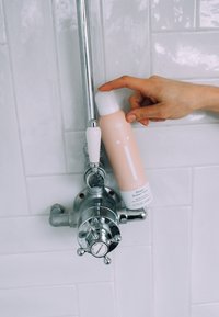 Naïf OCEAN SHOWER FOAM - Shower gel