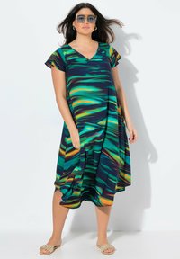 Ulla Popken RIPPLE PRINT CAP SLEEVE - Vapaa-ajan mekko - dark blue