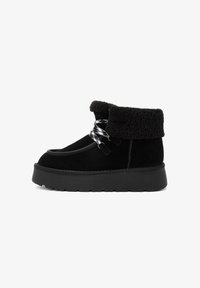 Unselected, black