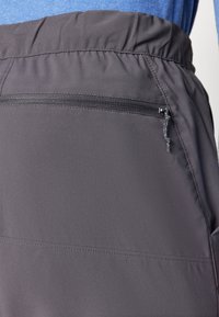 Thumbnail Image 6