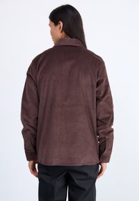 Dickies Camisa - chocolate brown