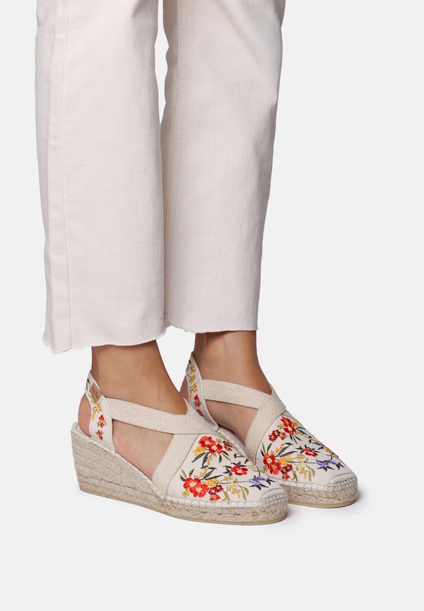 Plateaupumps - dalia