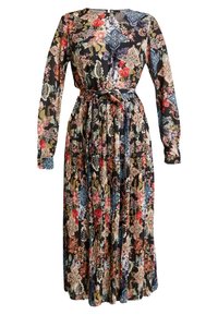 Langärmliges Kleid mit floralen Mustern, das einen schwarzen Hintergrund, eine gebundene Taille und fließenden Stoff mit bunten Designs aufweist.