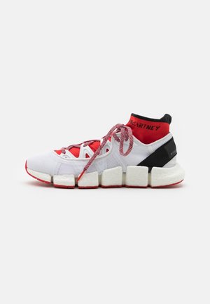 adidas by Stella McCartney Chaussures de running sur route - white