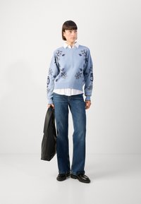Scotch & Soda RELAXED PULLOVER - Jersey de punto - faded denim