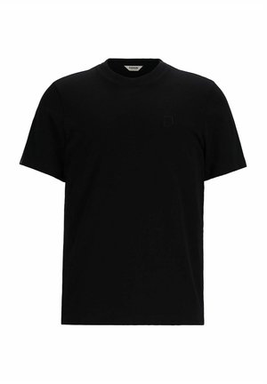Crna pamučna majica s okruglim izrezom, kratkim rukavima i suptilnim kvadratnim logotipom na prsima. Glatka tekstura, regularna fit.