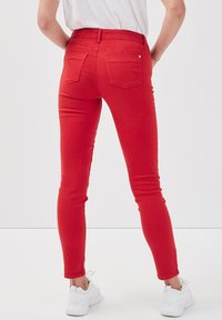 Cache Cache 5-POCKET - Jeans Skinny Fit - rouge