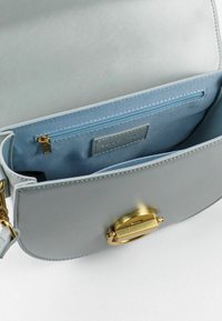 Seidenfelt SADDLE - Sac bandoulière - shy blue