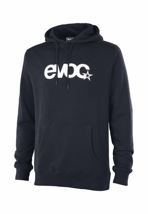 Schwarzer Kapuzenpullover mit Fronttasche und weißem "evoc"-Logo sowie Stern auf der Brust, mit Kordelzug an der Kapuze.