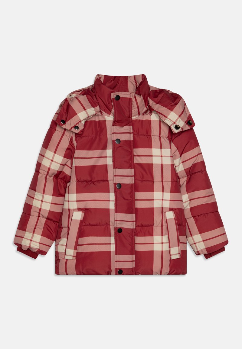 Chaqueta acolchada de cuadros rojos y beige con cuello alto, botones a presión, bolsillos laterales y textura acolchada. Apta para usar en climas fríos.