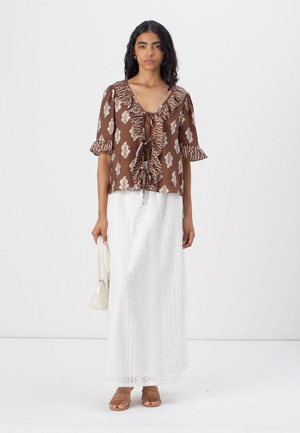 VMROMA TIE  - Blouse2