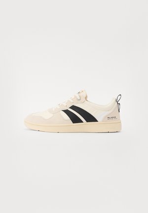Palladium, PALLACUP FLAME LTH - Baskets basses - cream white/black