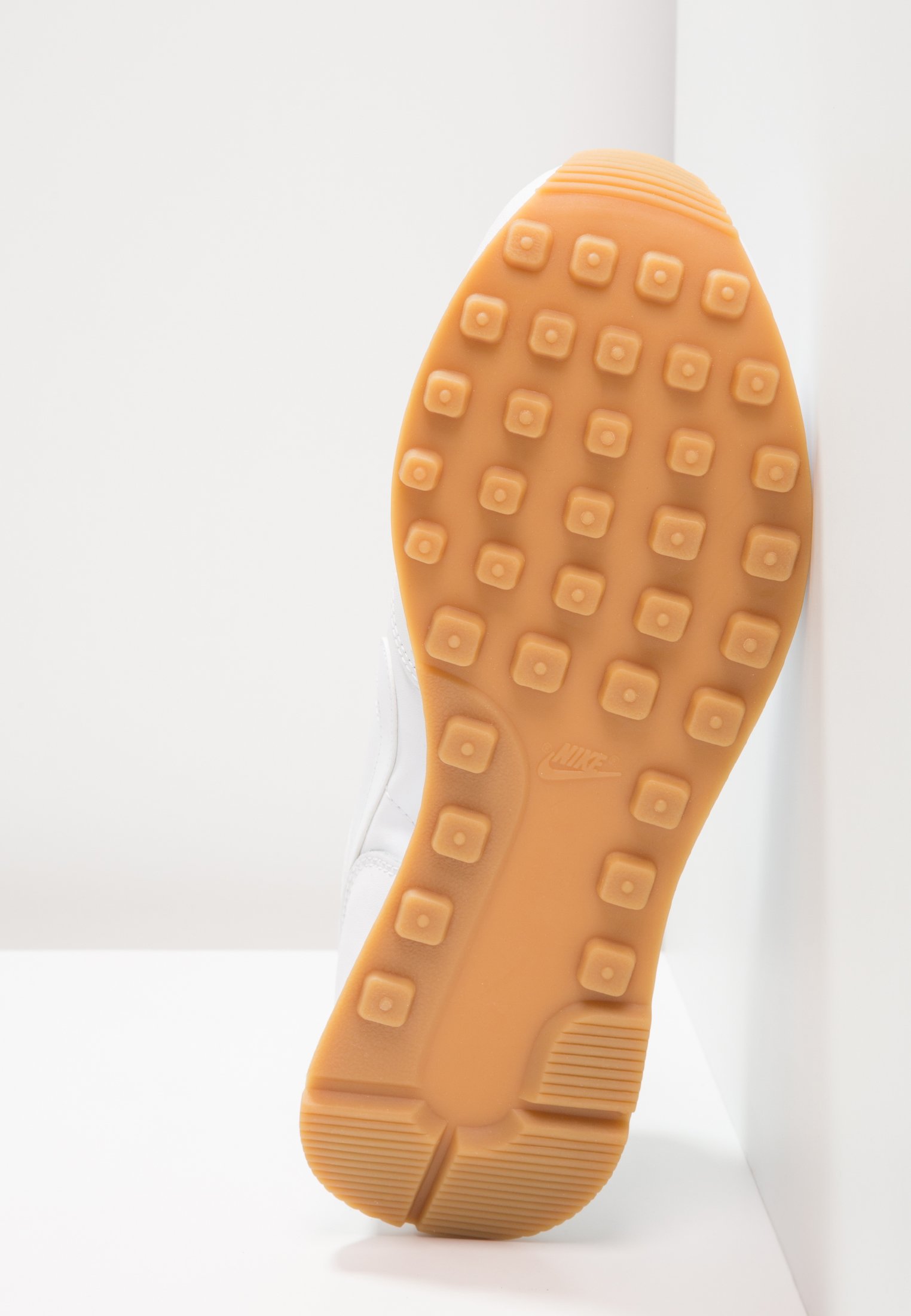 internationalist zalando