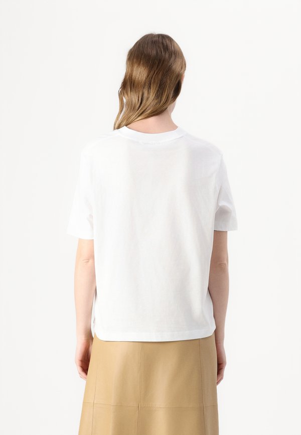 OUTLINE FLAG TEE - Print T-shirt2