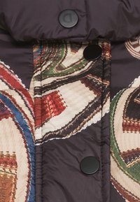 Desigual Chaqueta de invierno - black