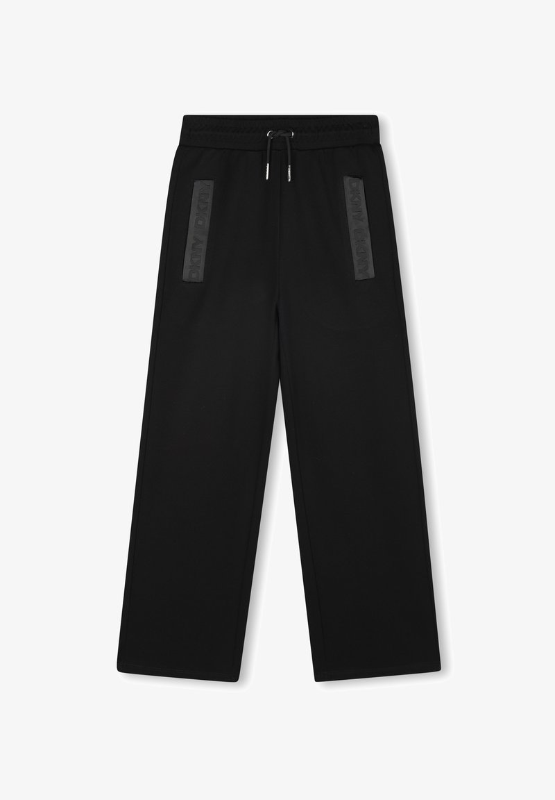 Zwarte sweatpants gemaakt van zacht materiaal, met een elastische tailleband, een trekkoord en twee gewatteerde zijzakken met branding.