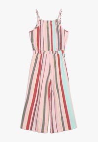 Páskový overal s tenkými ramínky, nařaseným korpusem a širokými nohavicemi. Barvy zahrnují růžovou, červenou, černou a světle modrou. Měkká tkanina.