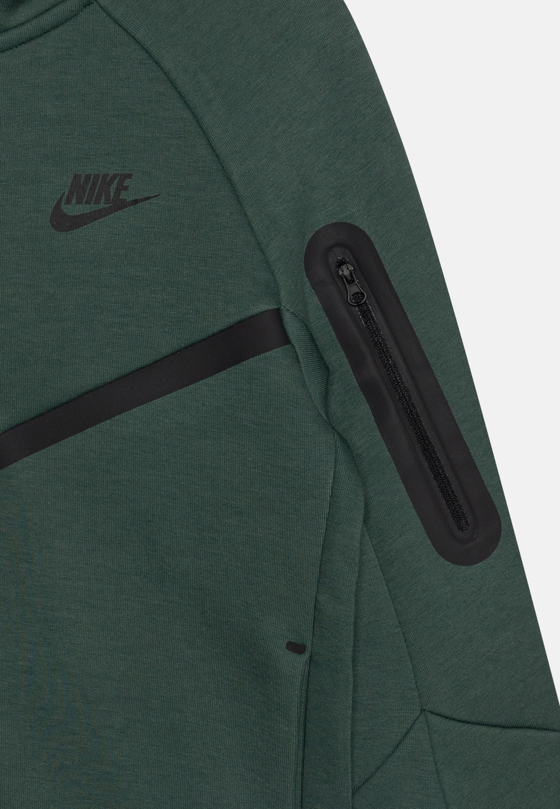 dark green nike tech fleece