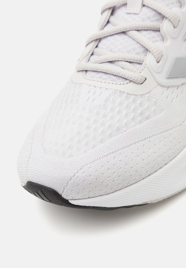 ULTRARUN 5 - Road running shoes3