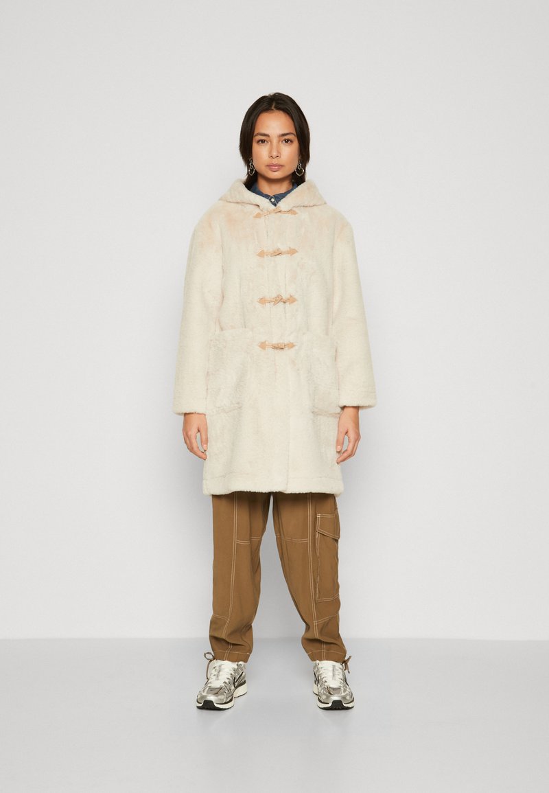 Onlrubi Shearling Coat Pumice Stone 1