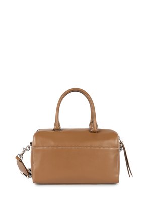 Bruine leren handtas met twee bovenhandvaten en een afneembare schouderband. Heeft witte stiksels en een zijtasje detail.