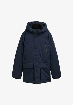 Marineblaue Parka mit Kapuze, ausgestattet mit einem Reißverschluss vorn, zwei oberen Reißverschlusstaschen und zwei großen unteren Klappentaschen, gefertigt aus glattem, wasserabweisendem Material.