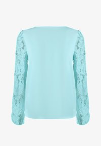 Unausgewählt, light blue