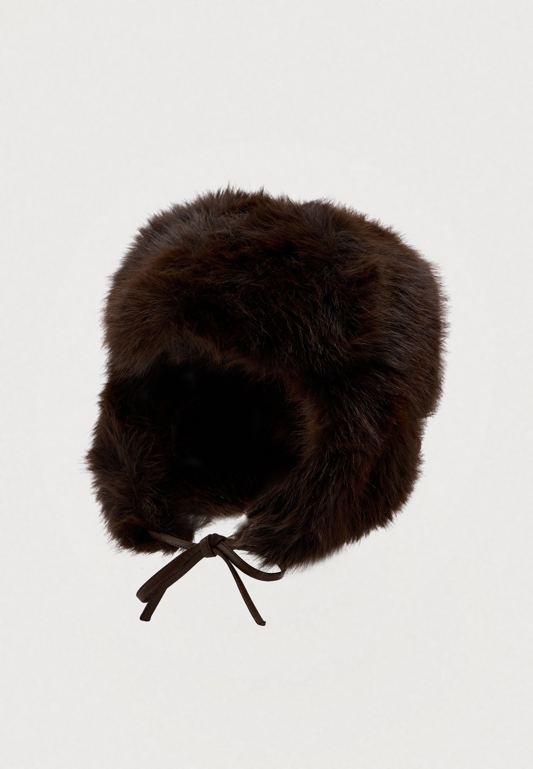 Zylioo XXL Oversized Faux Fur Trapper Hat – Big Head Friendly