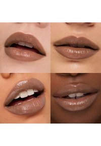 Quattro immagini ravvicinate di labbra che mostrano diverse tonalità di rossetto nude. Le texture variano dal matt al lucido, con sotto-toni e forme diversificate.