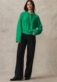 Next POCKET - Neuletakki - bright green