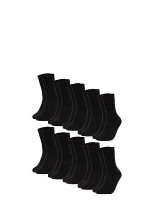Satz von zwölf Paar schlichten schwarzen Crew-Socken, in zwei Reihen auf einem weißen Hintergrund angeordnet.