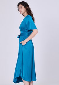 Smart and Joy Robe de jour - bleu