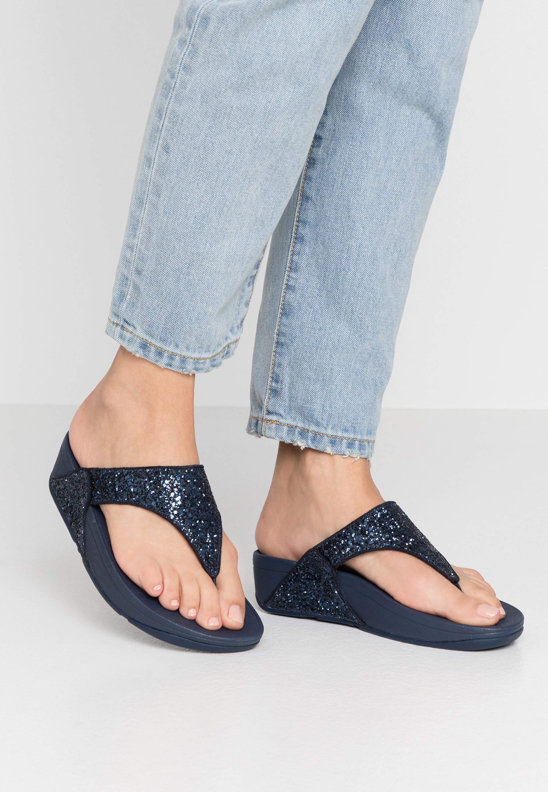 Souvenir gebruik Interactie FitFlop LULU - Teensandalen - midnight navy/donkerblauw - Zalando.nl