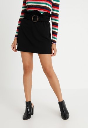 Áčková sukně - black