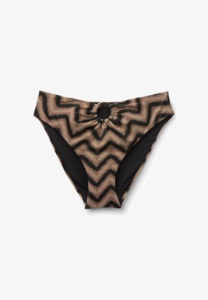 Bikinislip mit hoher Taille, schwarzem und braunem Zickzackmuster und einem zentralen Ringdetail vorne auf weißem Hintergrund.