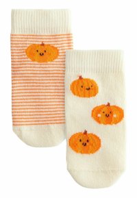 Unselected, orange pumpkin