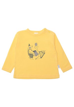 Yellow long-sleeve shirt made of soft fabric. Features a gray illustration of a bear, fish, and balloon. Includes shoulder snaps for easy dressing.