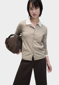 Marks & Spencer CREW NECK - Strickjacke - cappuccino