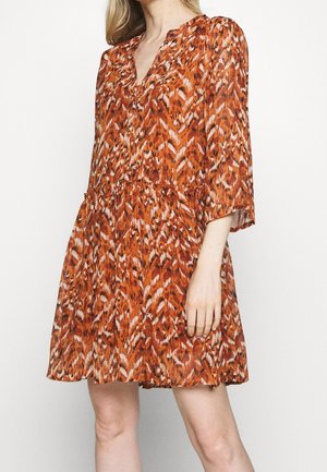 Part Two, Robe de jour - brown