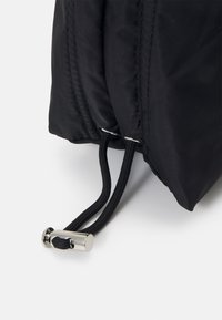 Even&Odd Borsa a tracolla - black
