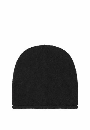 Sort strikket beanie-hat med enkelt design og rullet kant, vist på hvid baggrund.