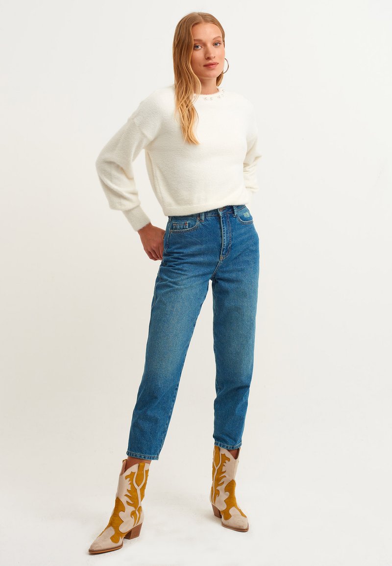 Damen Strickjacken | OXXO Strickpullover ice milk/weiß - IE58866 Damen Strickjacken | OXXO Strickpullover ice milk/weiß - IE58866