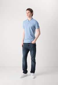 Calvin Klein Jeans TIPPING SLIM - Polo - faded denim