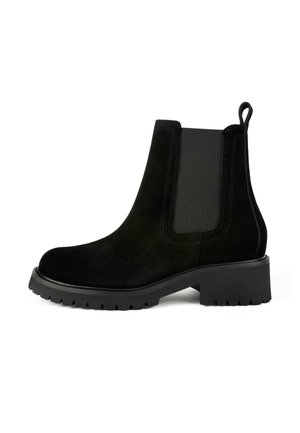 Schwarze Wildlederstiefelette mit einem robusten Gummisohle, elastischen Seitenpanelen und einem Ziehschlaufen; hat eine glatte Textur und eine leicht abgerundete Zehenpartie.