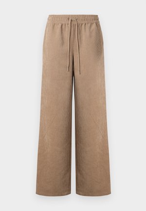 Pantalon large en velours côtelé brun avec une taille élastique et un cordon de serrage. Présente une texture côtelée verticale et une coupe décontractée.