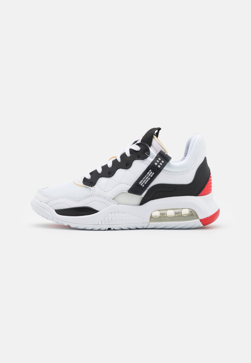 Jordan JORDAN MA2 - Sapatilhas - white/black/university red/light smoke grey/praline