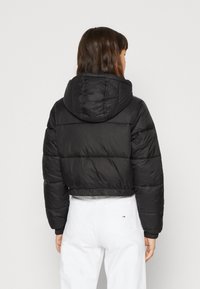 Tommy Jeans TJW HOODED PUFFER - Vinterjakke - black